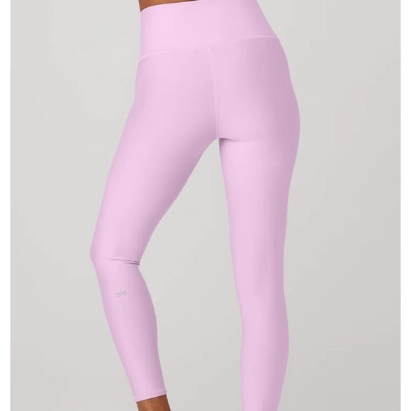 Alo high-waisted airlift legging size xsmall
Worn once! - Picture 2 of 4